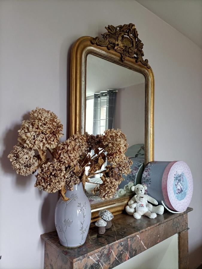 Le Manoir "Aux Douves" Bed and Breakfast Bazoges-en-Paillers Buitenkant foto