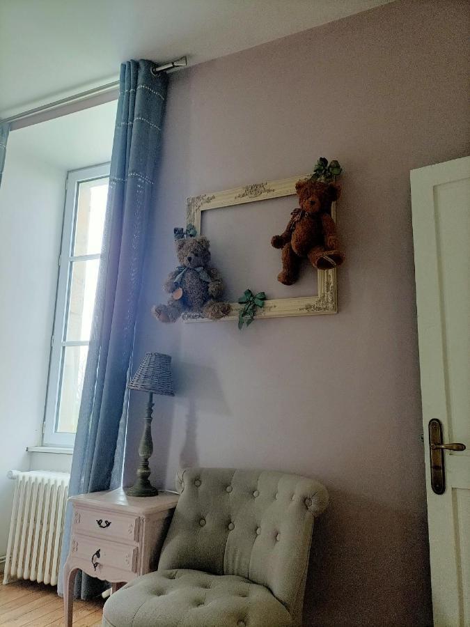 Le Manoir "Aux Douves" Bed and Breakfast Bazoges-en-Paillers Buitenkant foto